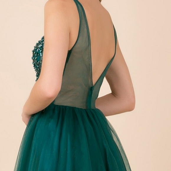 TAN OR GREEN SHORT BEADED DRESS - Picture 4 of 7